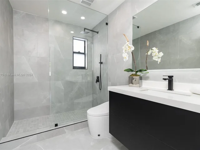 1900 SW 18th Ave, Miami FL 33145