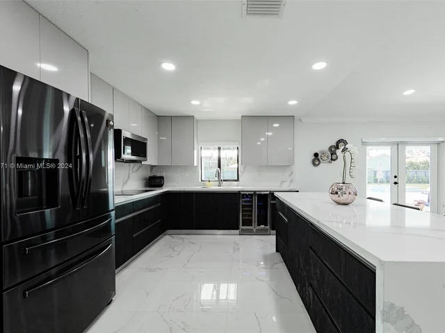 20230 SW 320th St, Homestead FL 33030