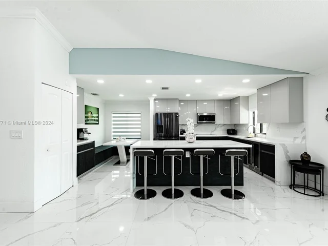 20230 SW 320th St, Homestead FL 33030