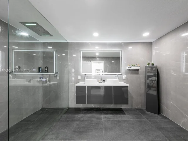 20230 SW 320th St, Homestead FL 33030