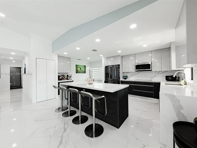 20230 SW 320th St, Homestead FL 33030