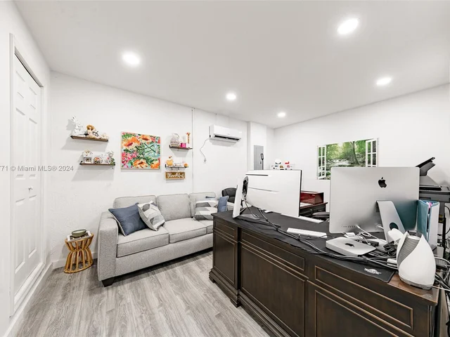 20230 SW 320th St, Homestead FL 33030