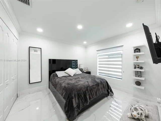 20230 SW 320th St, Homestead FL 33030