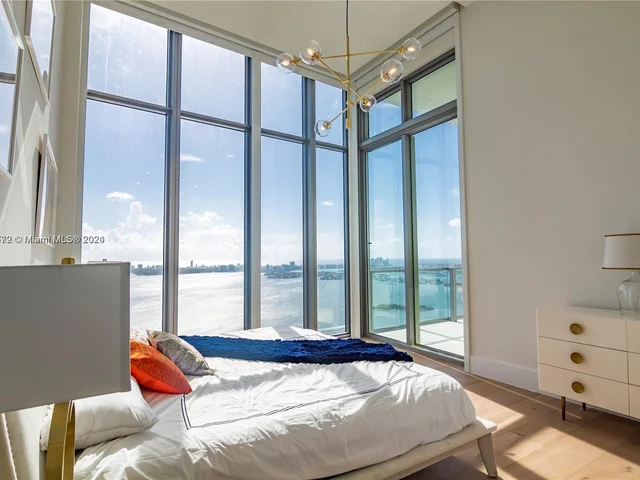 2900 NE 7th Ave # 5002, Miami FL 33137