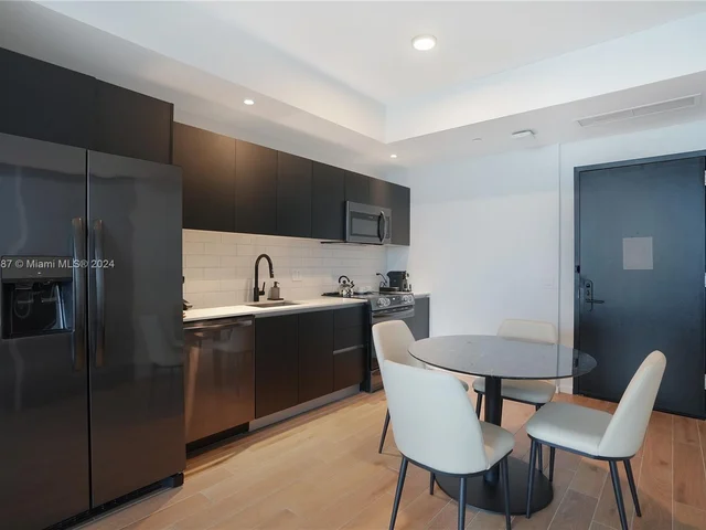 398 NE 5th St # 4610, Miami FL 33132