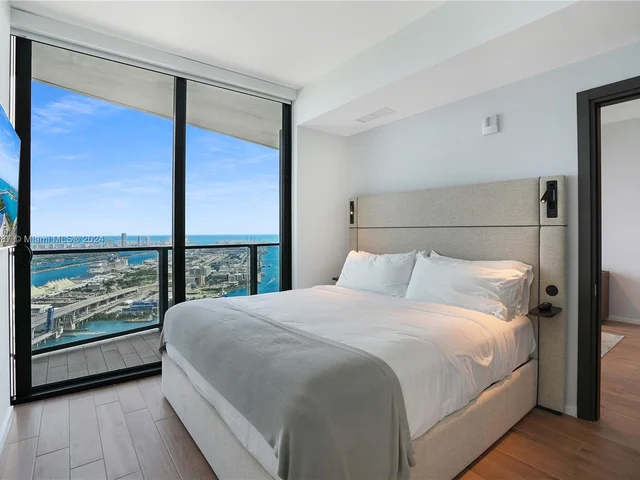 398 NE 5th St # 4610, Miami FL 33132