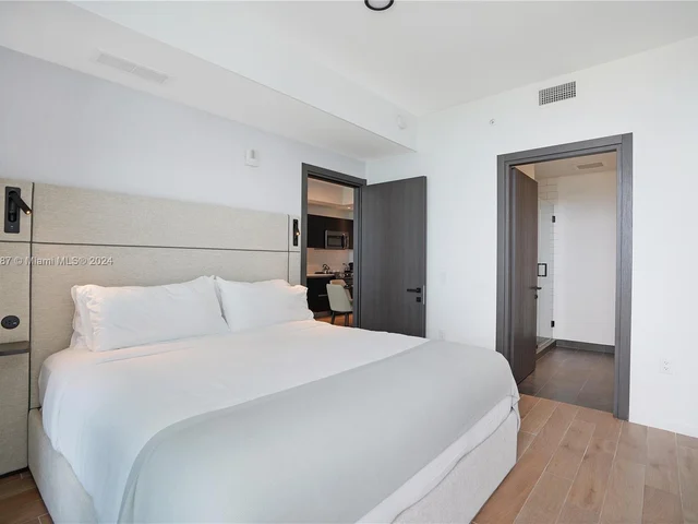 398 NE 5th St # 4610, Miami FL 33132