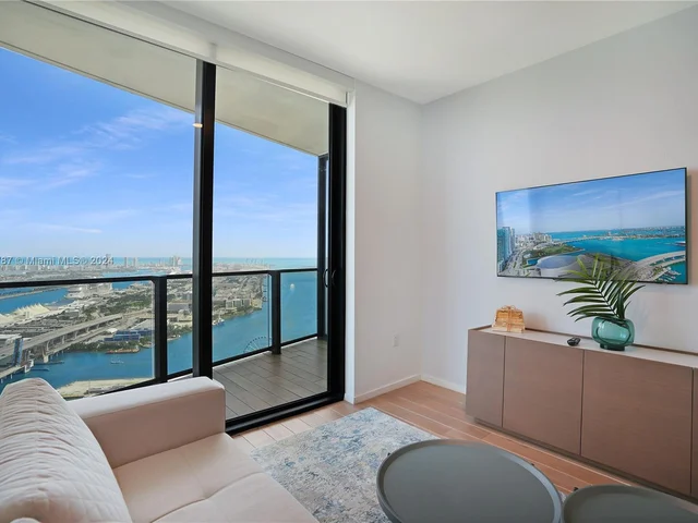 398 NE 5th St # 4610, Miami FL 33132