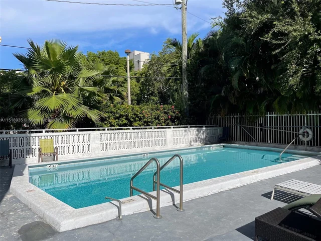1340 Lincoln Rd # 409, Miami Beach FL 33139