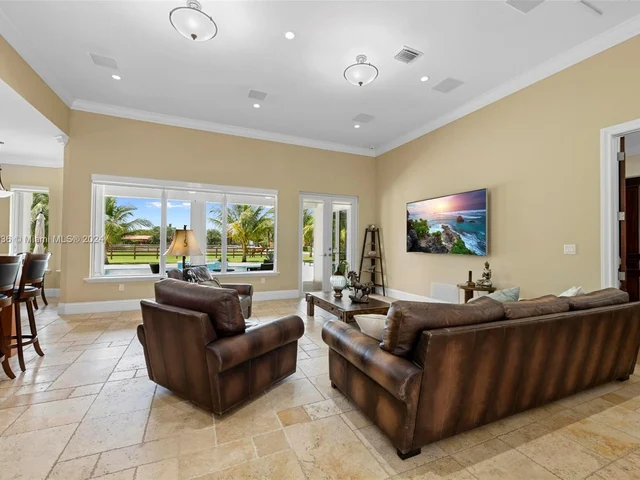 21500 SW 232nd St, Homestead FL 33031