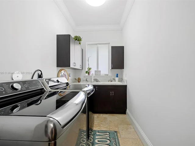 21500 SW 232nd St, Homestead FL 33031