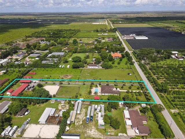 21500 SW 232nd St, Homestead FL 33031