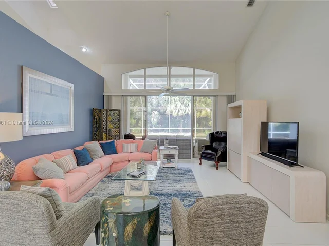 9149 Baybury Ln, West Palm Beach FL 33411