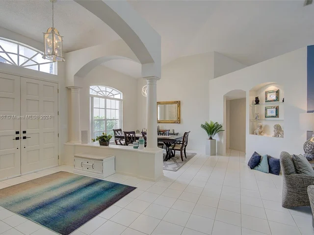 9149 Baybury Ln, West Palm Beach FL 33411