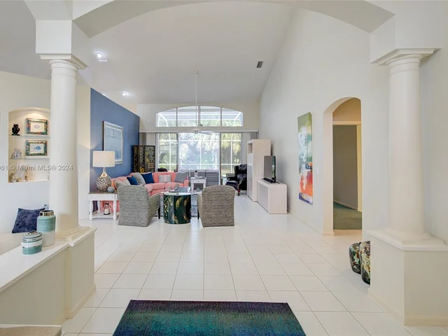 9149 Baybury Ln, West Palm Beach FL 33411