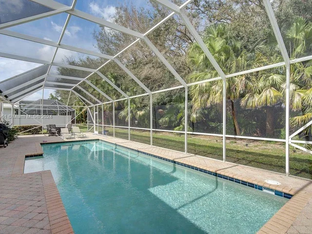 9149 Baybury Ln, West Palm Beach FL 33411