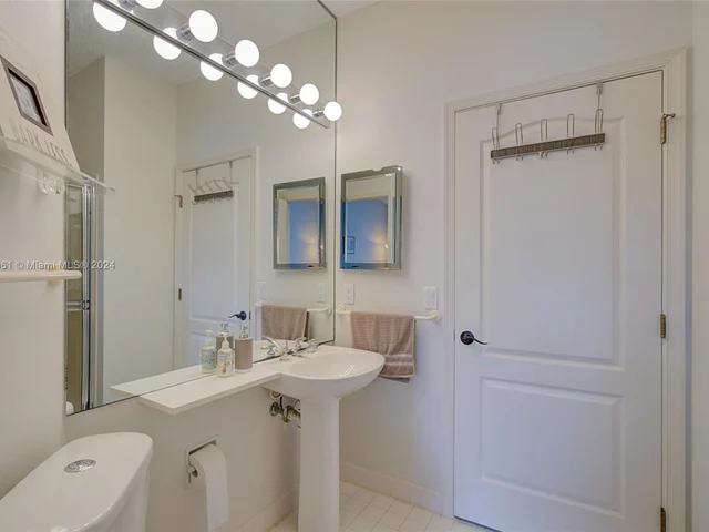 9149 Baybury Ln, West Palm Beach FL 33411