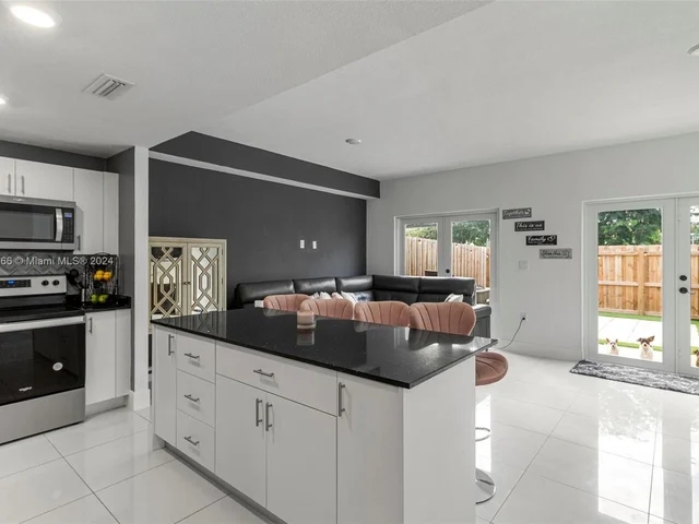 14378 SW 258th Ln, Homestead FL 33032