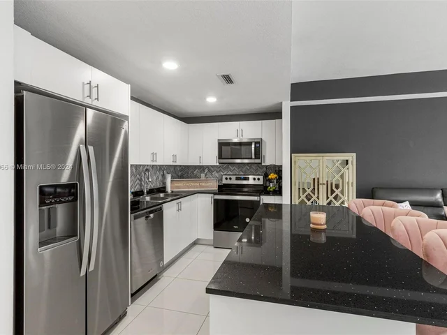 14378 SW 258th Ln, Homestead FL 33032