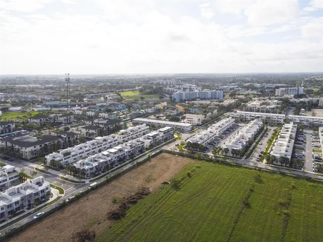 14378 SW 258th Ln, Homestead FL 33032