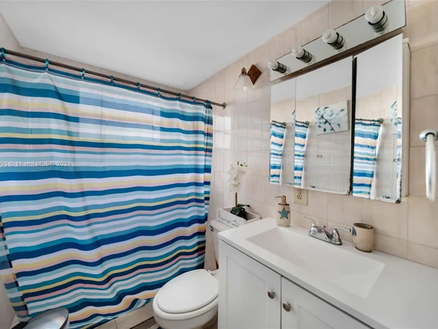 4045 SW 9th Ter, Miami FL 33134