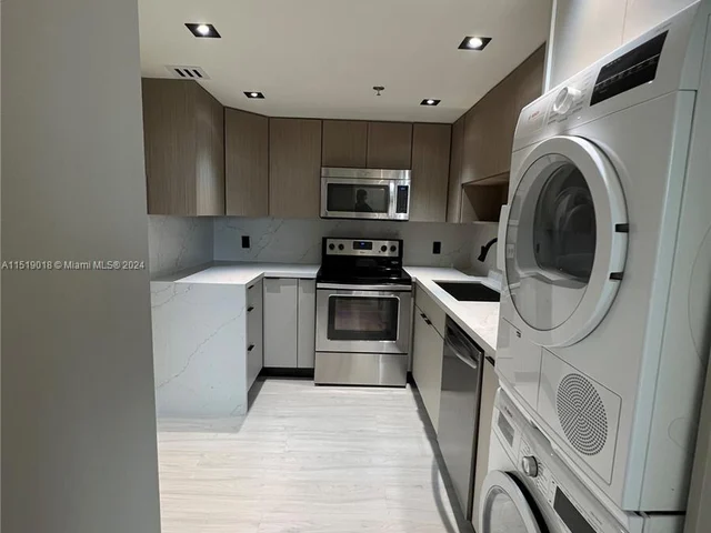 2829 Indian Creek Dr # 603, Miami Beach FL 33140