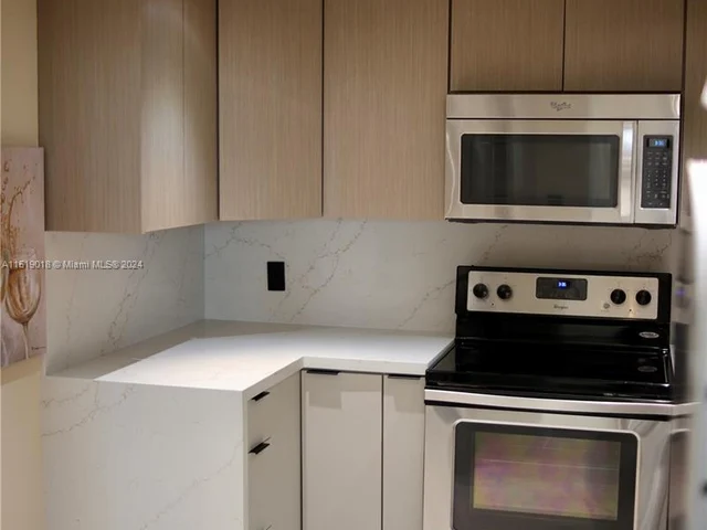 2829 Indian Creek Dr # 603, Miami Beach FL 33140