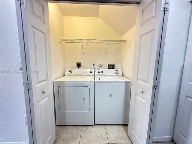 8900 NW 107th Ct # 3, Doral FL 33178