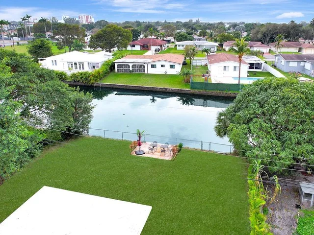 930 Little River Dr, Miami FL 33150