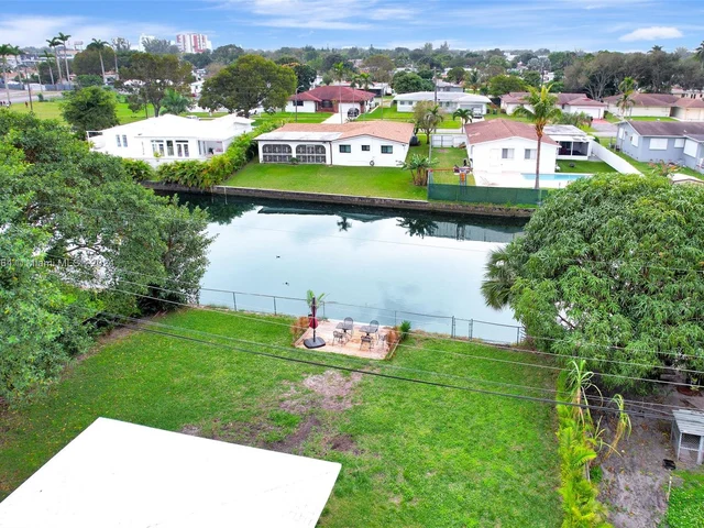 930 Little River Dr, Miami FL 33150