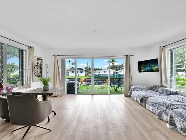 930 Little River Dr, Miami FL 33150