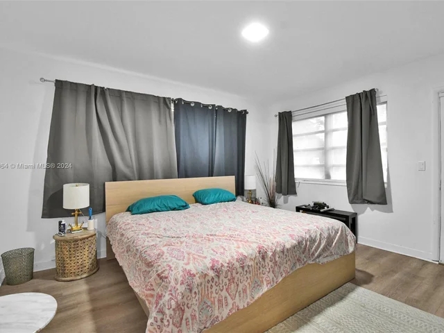 930 Little River Dr, Miami FL 33150