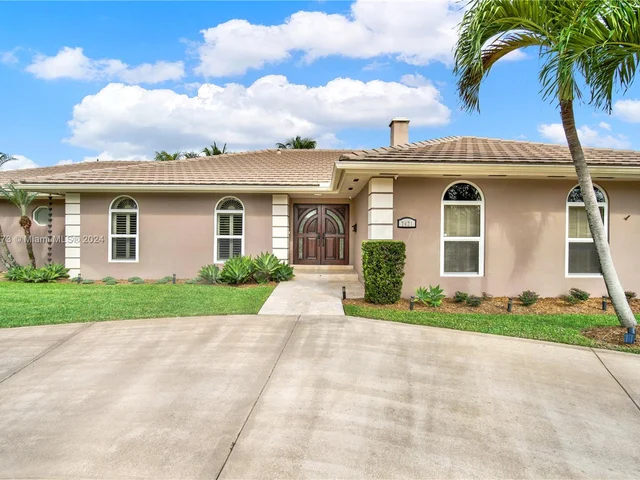 7421 SW 145th Ter, Palmetto Bay FL 33158