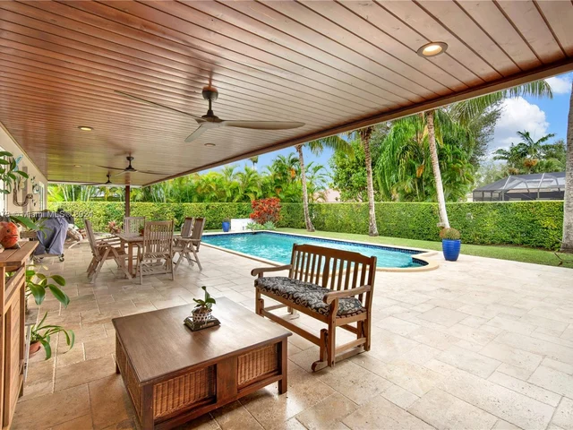 7421 SW 145th Ter, Palmetto Bay FL 33158