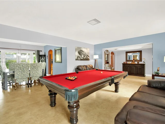 7421 SW 145th Ter, Palmetto Bay FL 33158