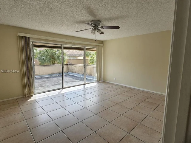 8201 NW 9th Ct # 3, Plantation FL 33324