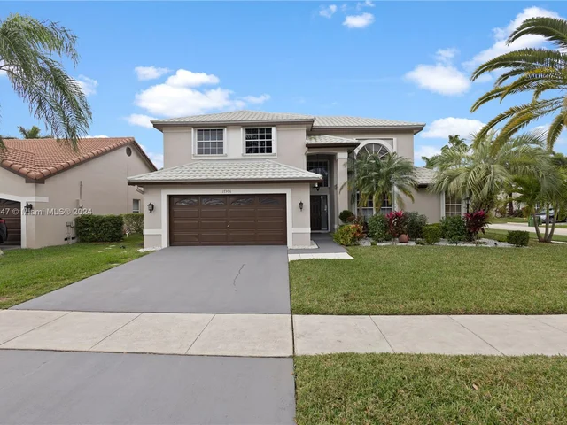 17506 NW 8th St, Pembroke Pines FL 33029