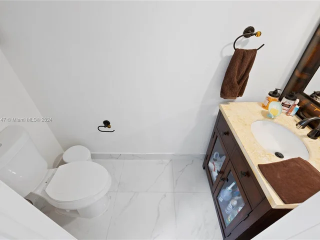 17506 NW 8th St, Pembroke Pines FL 33029