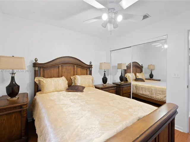 17506 NW 8th St, Pembroke Pines FL 33029