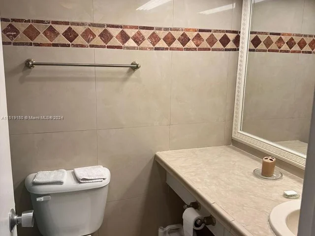 301 174th St # 409, Sunny Isles Beach FL 33160