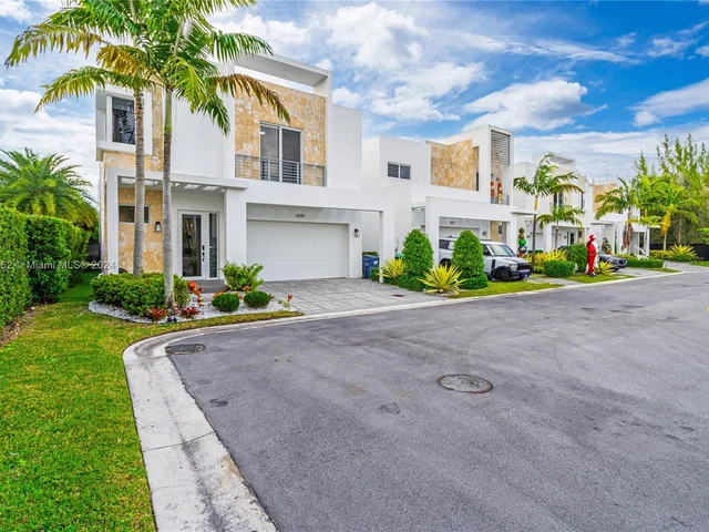 6830 NW 103rd Ave # 6830, Doral FL 33178