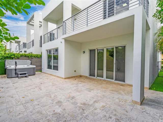 6830 NW 103rd Ave # 6830, Doral FL 33178