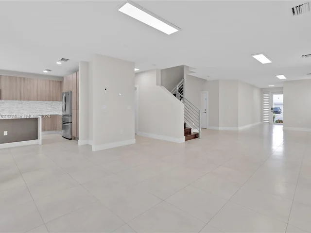 6830 NW 103rd Ave # 6830, Doral FL 33178