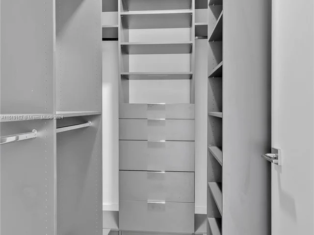 6830 NW 103rd Ave # 6830, Doral FL 33178