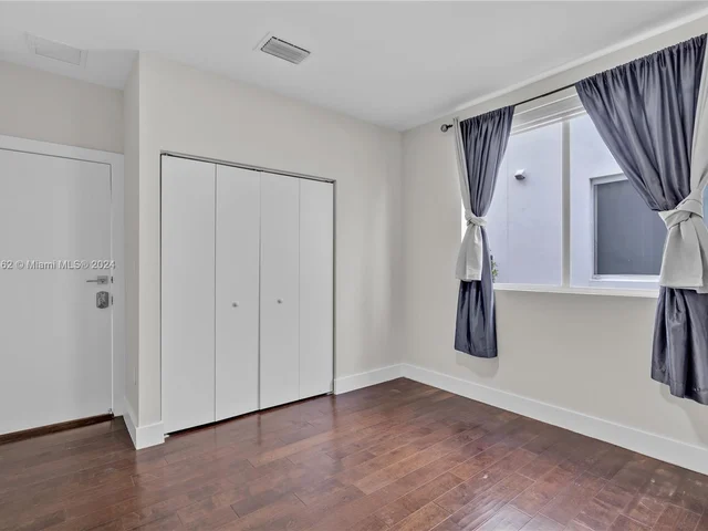 6830 NW 103rd Ave # 6830, Doral FL 33178