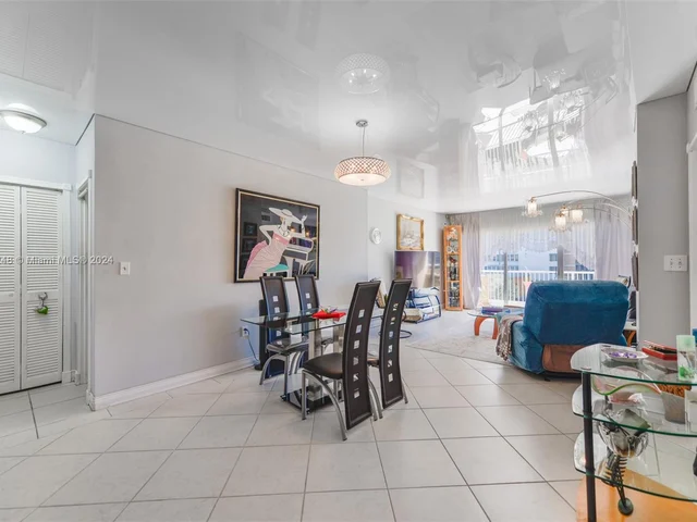 1980 S Ocean Dr # 5L, Hallandale Beach FL 33009