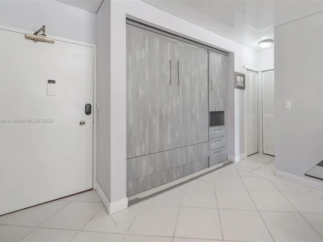 1980 S Ocean Dr # 5L, Hallandale Beach FL 33009