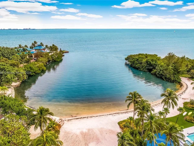 27 Tahiti Beach Island Rd, Coral Gables FL 33143
