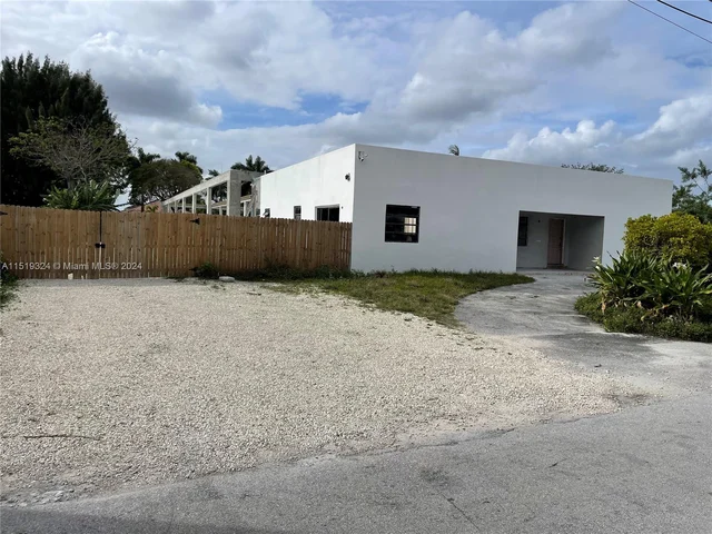 3900 SW 129 ave, Miami FL 33175