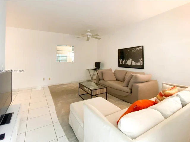 1755 Washington Ave # 2C, Miami Beach FL 33139